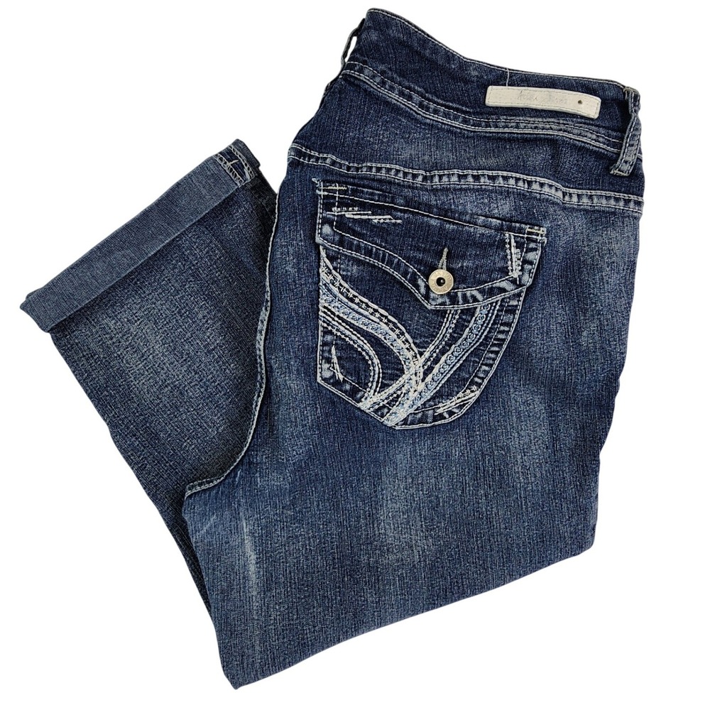 Ariya Jeans Blue Distressed Capris Women Size 16 Denim Cuffed Summer Casual Chic
